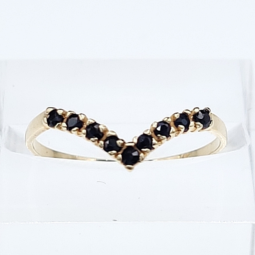 14k yellow gold chevron sapphire ring